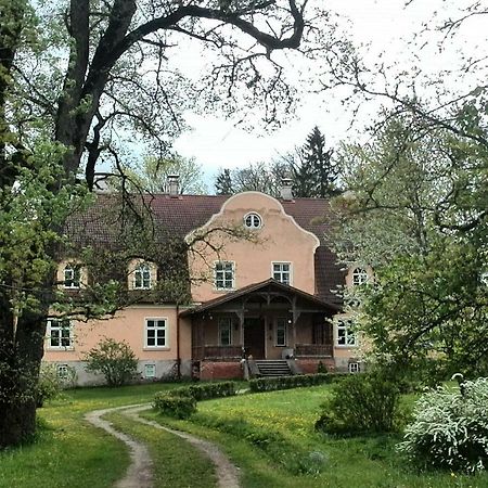 Готель Maras Manor Turlava Екстер'єр фото