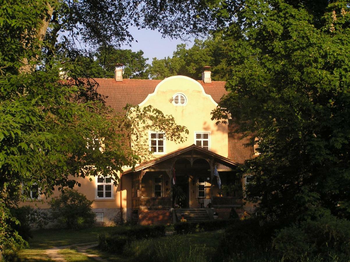 Готель Maras Manor Turlava Екстер'єр фото